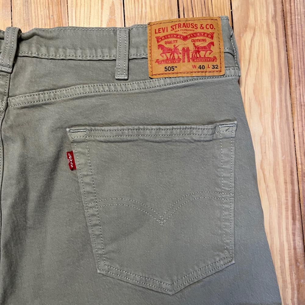 Levi 505 Mens W40 L32 Light Sage Green Straight Leg Jeans Casual Streetwear Fall